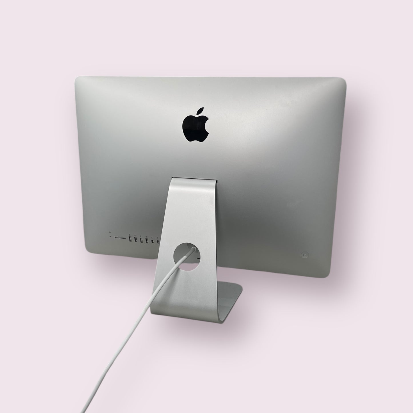 Apple iMac 21.5 2013 i5 @ 2.7GHz 1TB HDD 8GB RAM Intel Iris 1636MB Mac OS Catalina