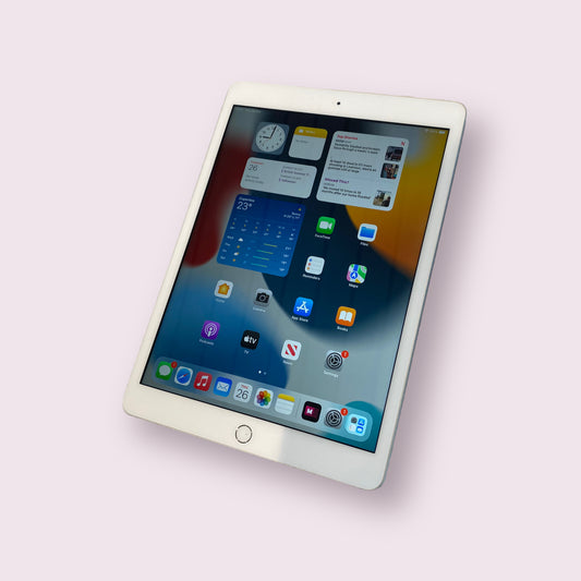 Apple iPad 8 10.2" (8th Gen) 2020 32GB Silver - WIFI - Grade B