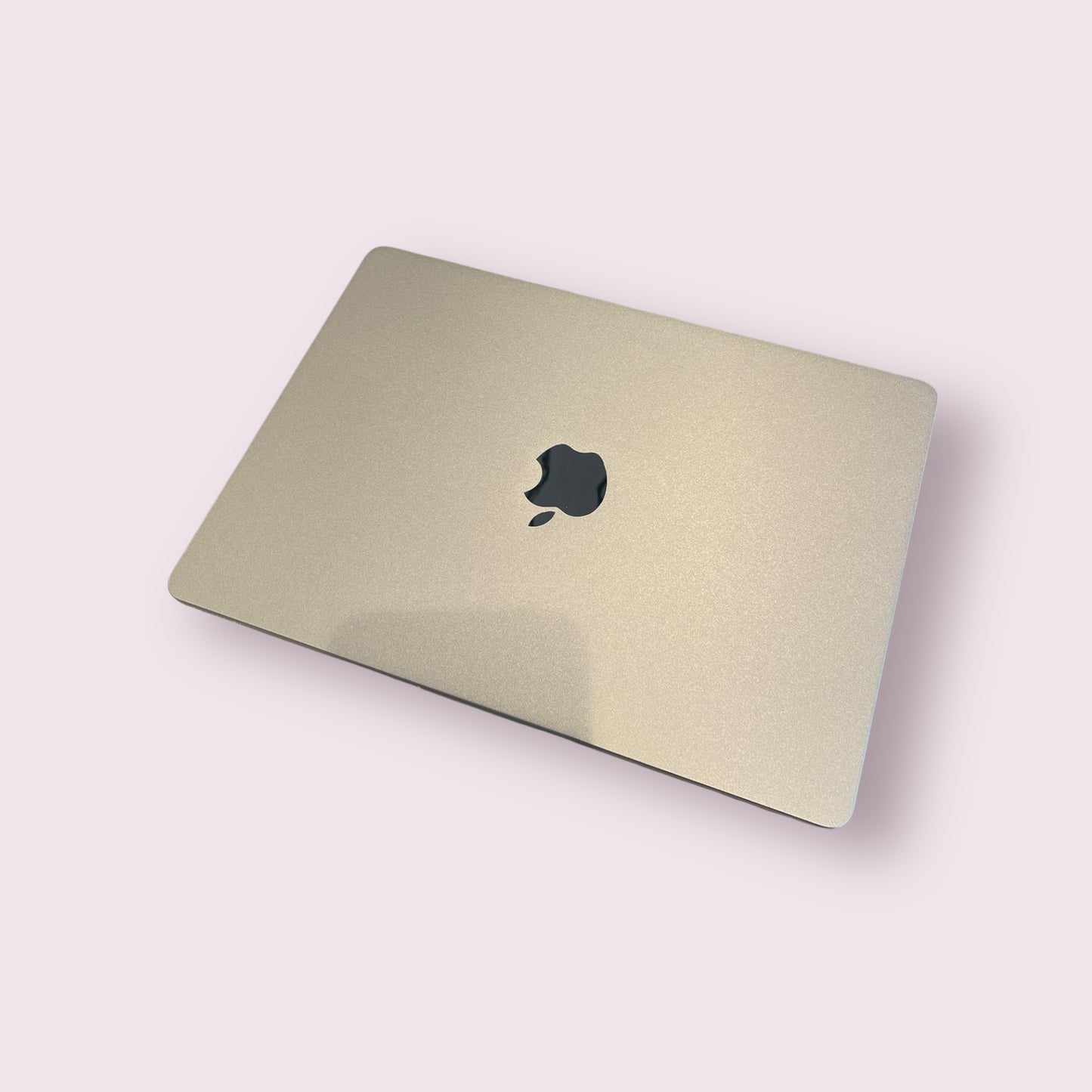 Apple MacBook air 13" M2 2022 A2681 - M2, 8GB RAM, 250GB SSD, Mac OS Sequoia - Starlight Silver - Grade B