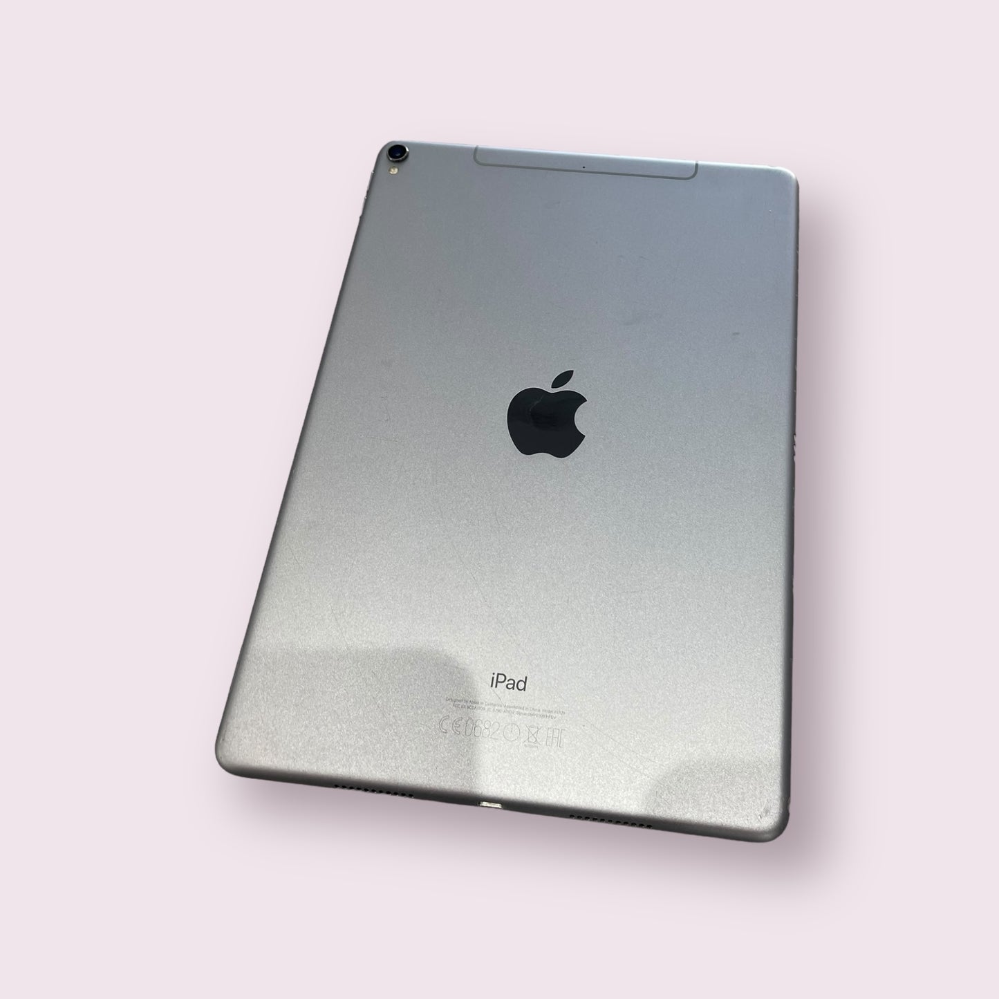 Apple iPad Pro 10.5" 256GB Space Grey - WIFI & Cellular - Unlocked - Grade B