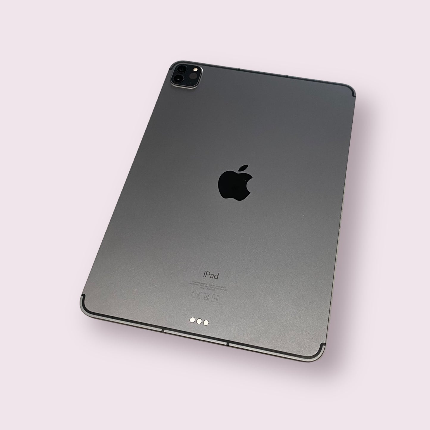 Apple iPad Pro 11" M1 3rd Gen 256GB WIFI & 4G Space Grey 2021 - Unlocked - Grade B