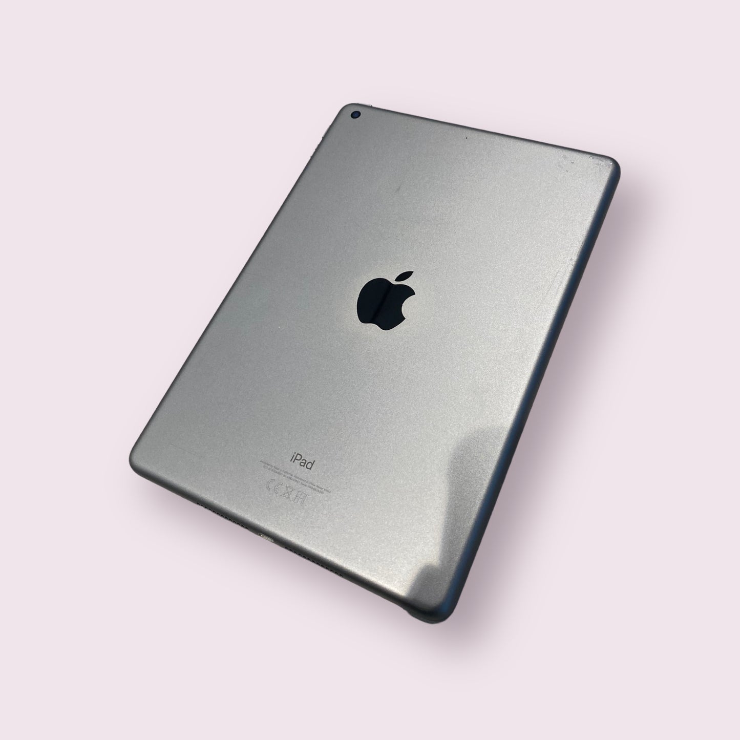 Apple iPad 6th Gen 9.7" 32GB Space Grey IOS Tablet - WIFI - Grade B