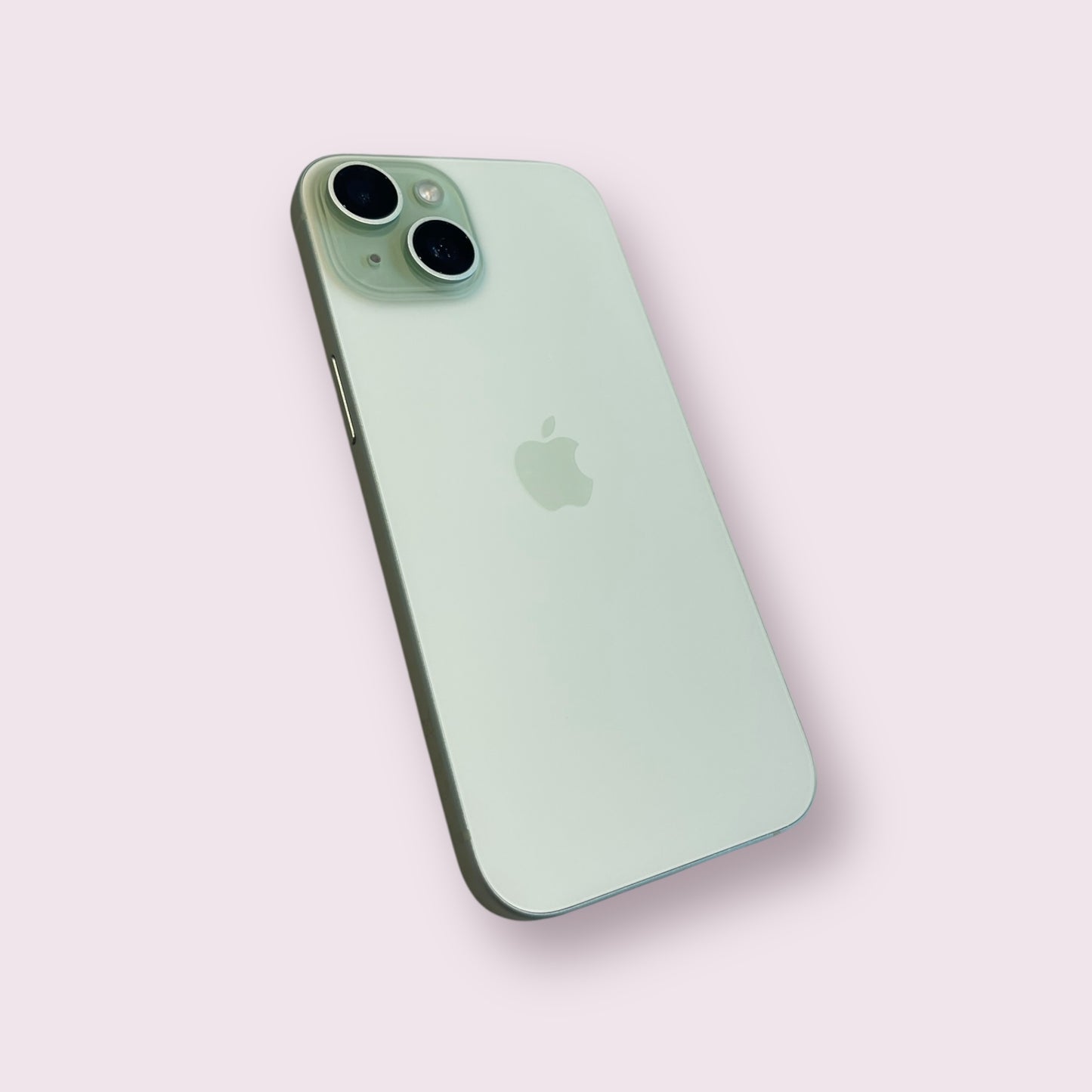 Apple iPhone 15 128GB Green - Unlocked - Grade B