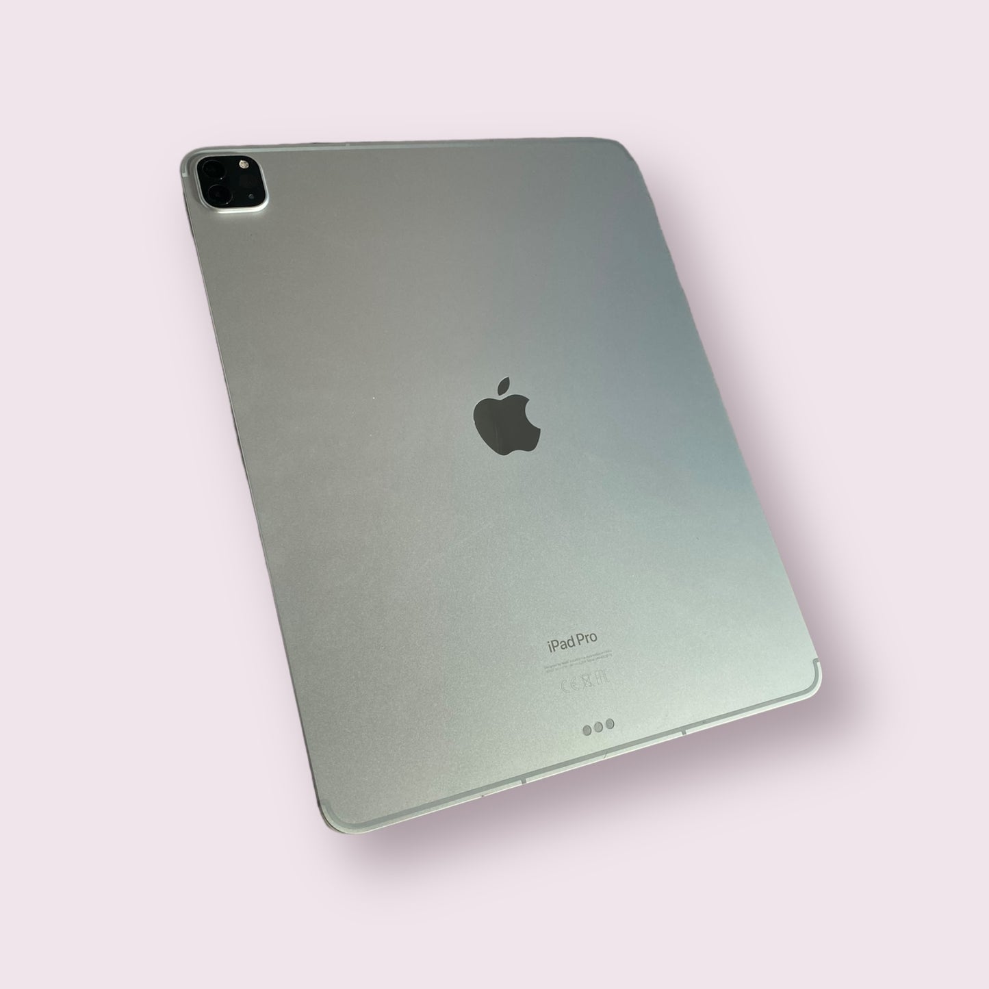 Apple iPad Pro 12.9" 2022 6 6th Generation 128GB WIFI & 5G Silver - Unlocked - Grade A