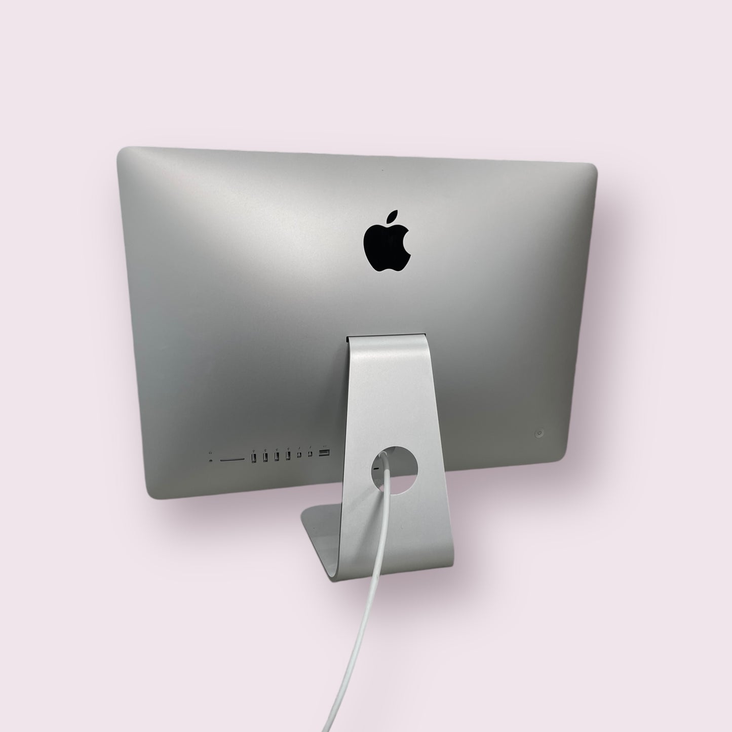 Apple iMac 21.5 2013 i5 @ 2.7GHz 1TB HDD 8GB RAM Intel Iris 1636MB Mac OS Catalina