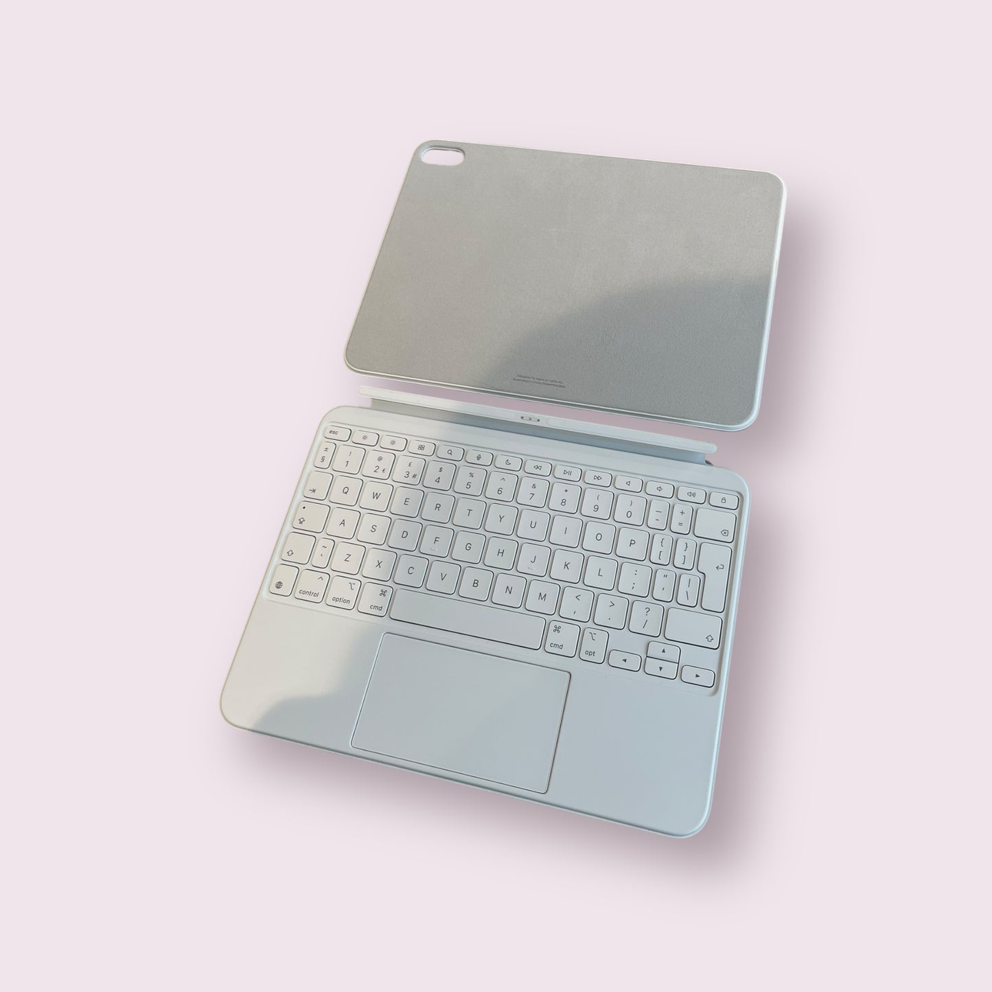 Apple iPad Magic Keyboard Folio Case A2695 Tablet Case for iPad 10th Gen 2022 & 11th Generation A16 2025 - Grade A