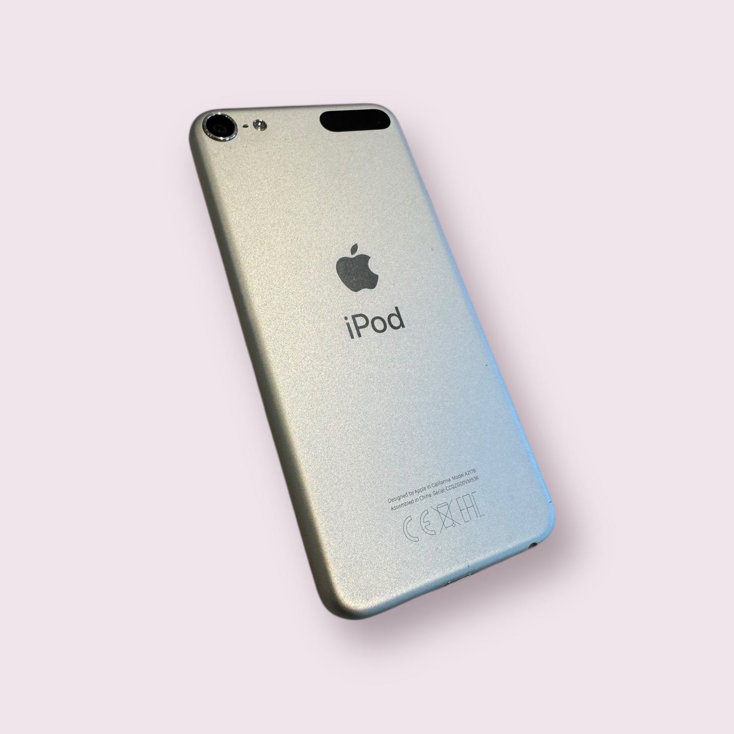 Apple iPod Touch 7th Gen Generation 128GB Silver MP3 - Grade B+