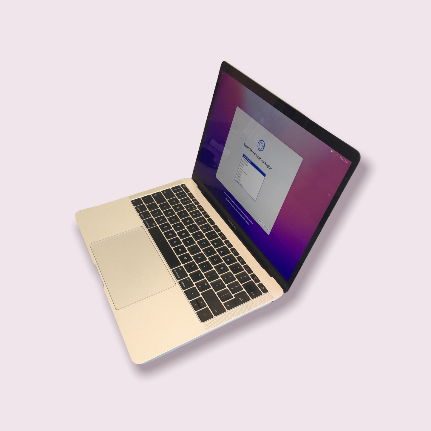 Apple Macbook pro 13" retina A1708 2016 Silver - 8GB RAM, i5 @ 2.0GHz 256GB SSD Mac OS Monterey