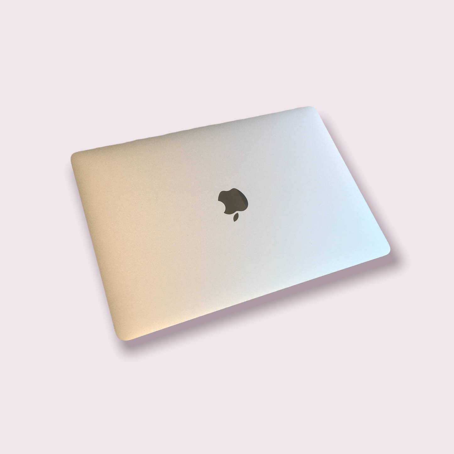 Apple Macbook pro 13" retina A1708 2016 Silver - 8GB RAM, i5 @ 2.0GHz 256GB SSD Mac OS Monterey
