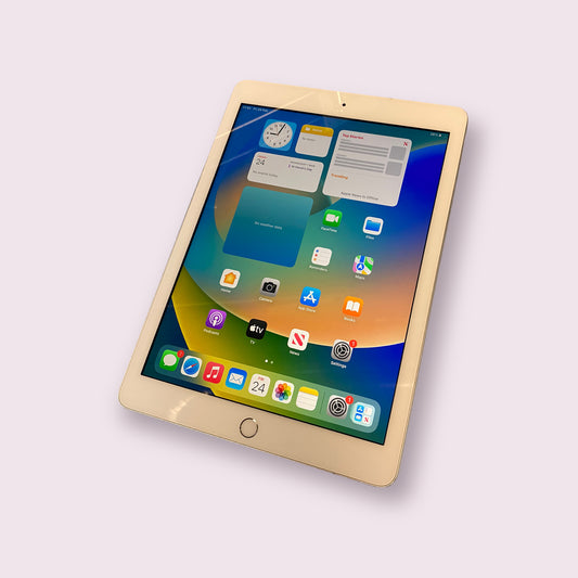 Apple iPad 6th Gen 32GB Silver Tablet - WIFI - Grade B