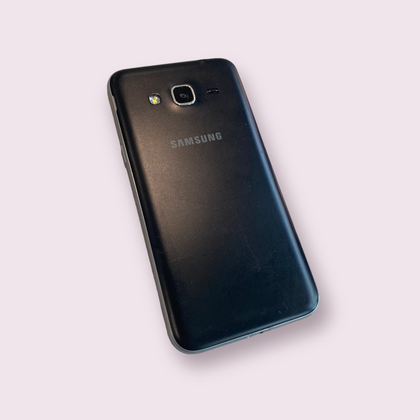 Samsung Galaxy J3 6 2016 SM-J320 8GB black smartphone - O2 - Grade B