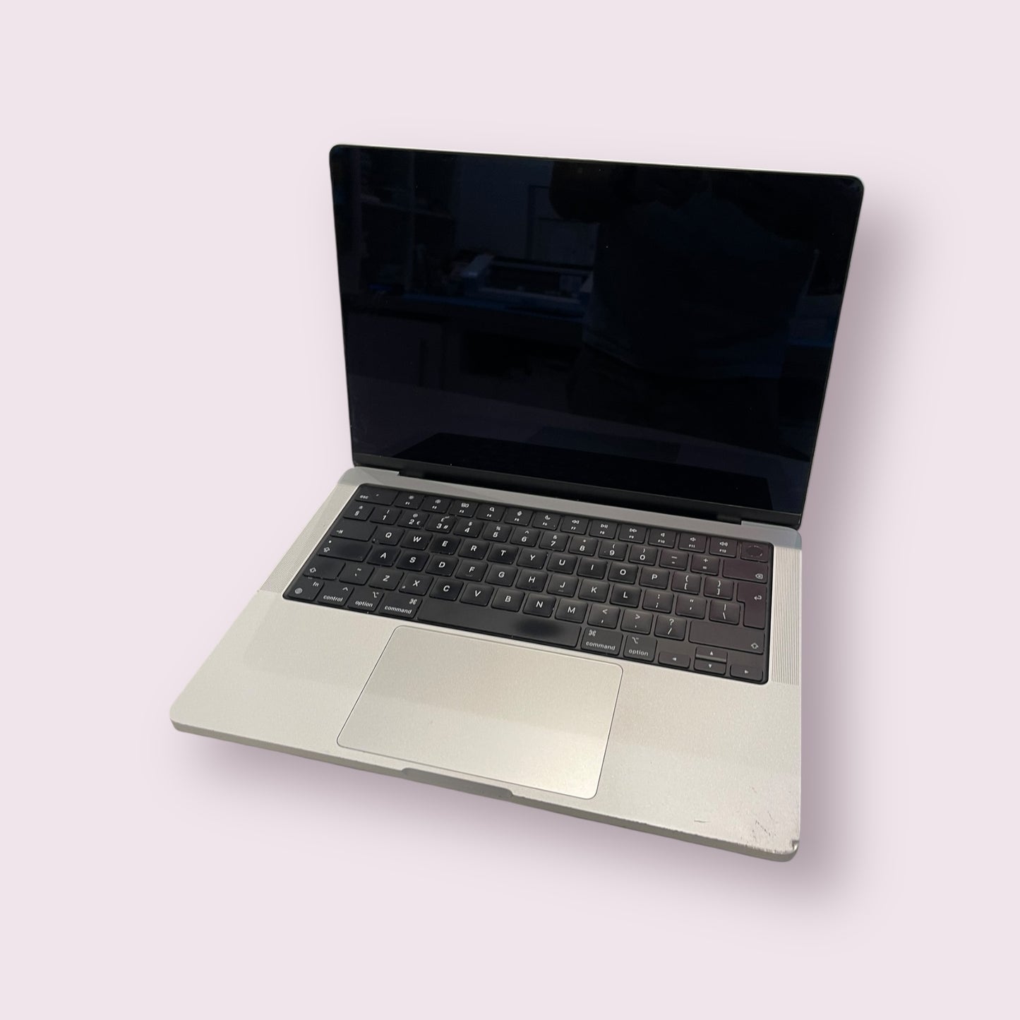 Apple Macbook Pro 14" M1 Pro 2021 A2442 - M1 Pro, 16GB RAM, 512GB SSD, Mac OS Sequoia - Silver - Grade B-