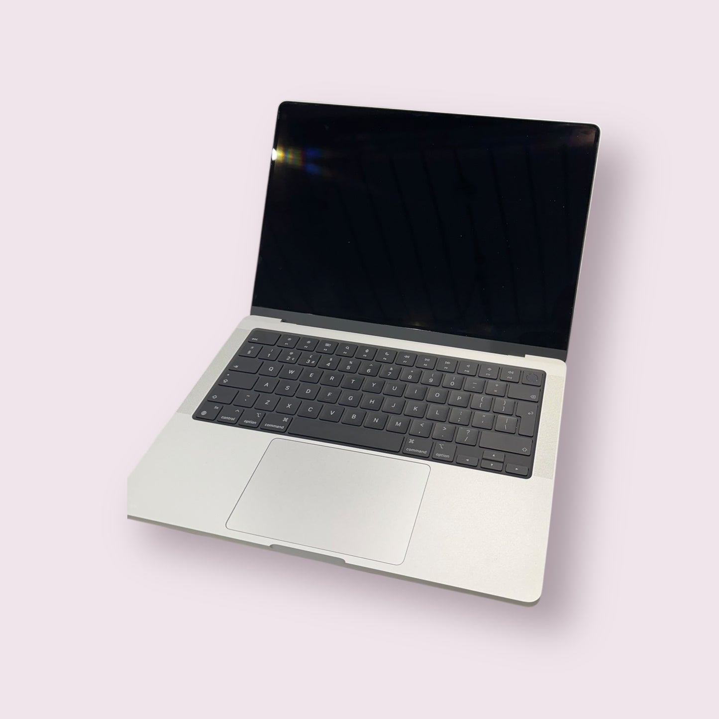 Apple Macbook Pro 14" M3 Pro 2023 A2992 - M3 Pro, 18GB RAM, 1TB SSD, Mac OS Sequoia - Silver - Grade A