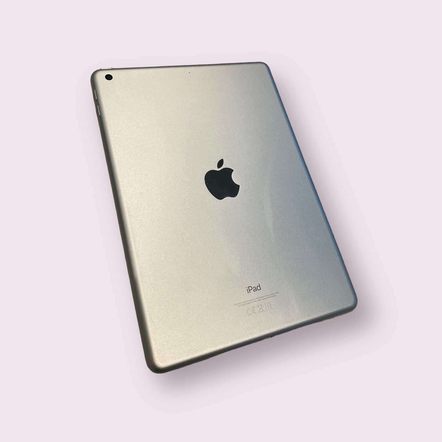 Apple iPad 6th Gen 9.7" 32GB Silver IOS Tablet - WIFI - Grade A