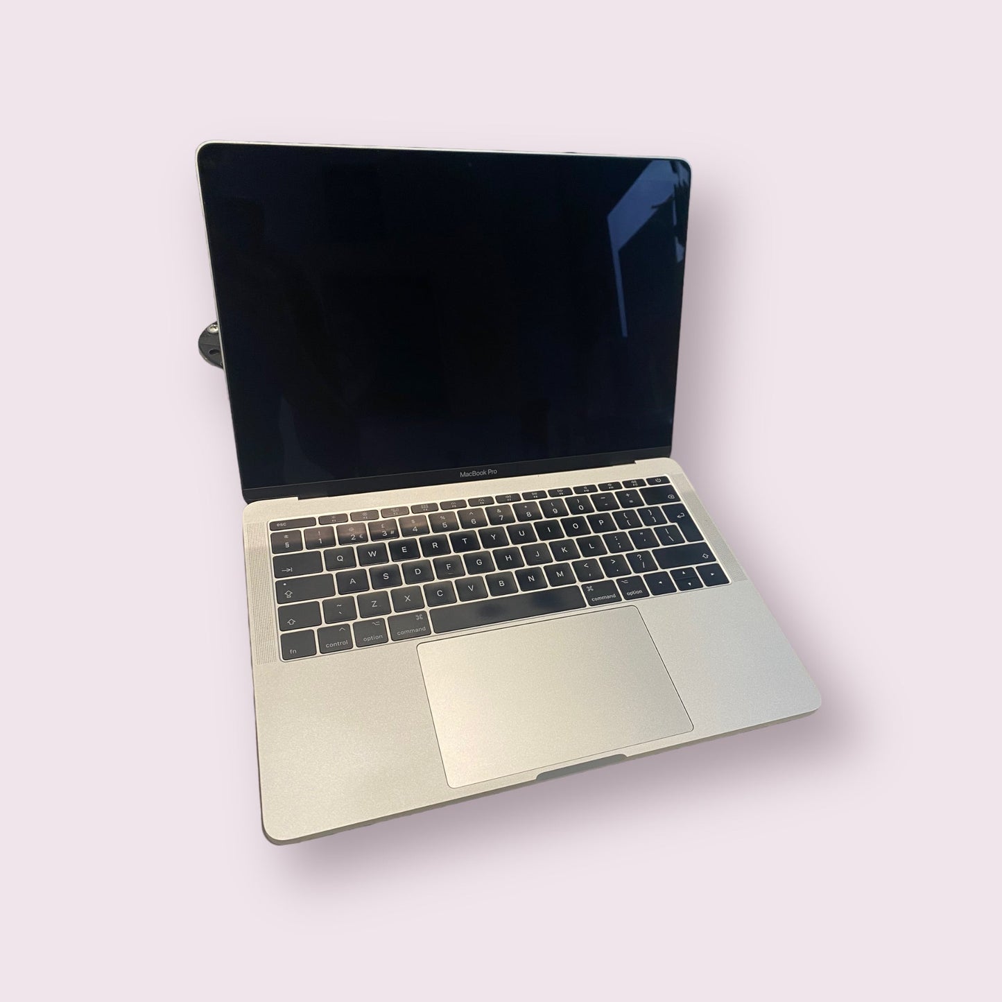Apple Macbook pro 13" retina A1708 2017 Silver - 8GB RAM, i5 @ 2.3GHz 256GB SSD Mac OS Ventura