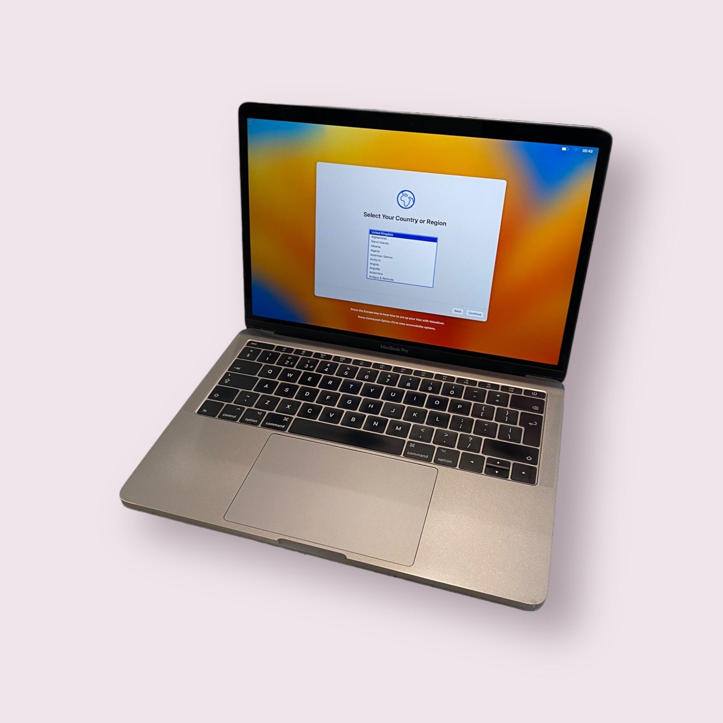 Apple Macbook pro 13" retina A1708 2017 Space Grey - 8GB RAM, i5 @ 2.0GHz 128GB SSD Mac OS Ventura - Grade C