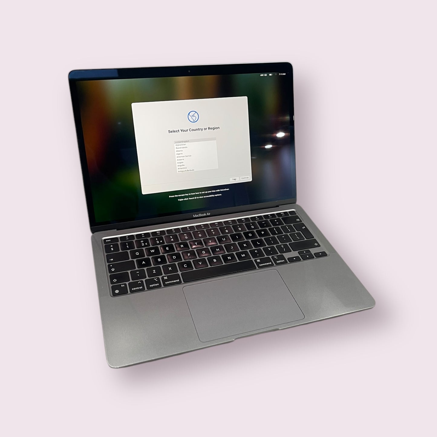 Apple Macbook air 13" M1 2020 A2337 - M1, 8GB RAM, 512GB SSD, Mac OS Sequoia - Space Grey - Grade B