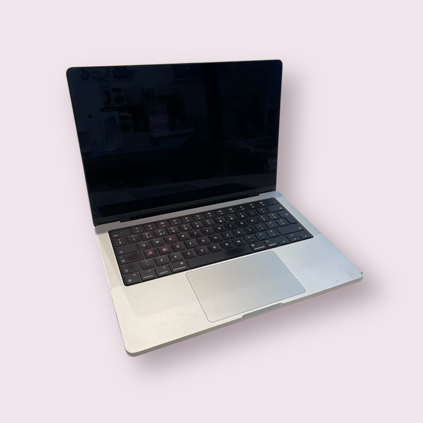 Apple Macbook Pro 14" M1 Pro 2021 A2442 - M1 Pro, 16GB RAM, 512GB SSD, Mac OS Sequoia - Silver - Grade B-