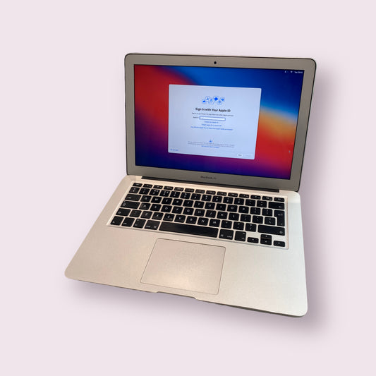 Apple Macbook air 13" A1466 2013 - 4gb RAM, i5, 256gb SSD, Mac OS Sequoia