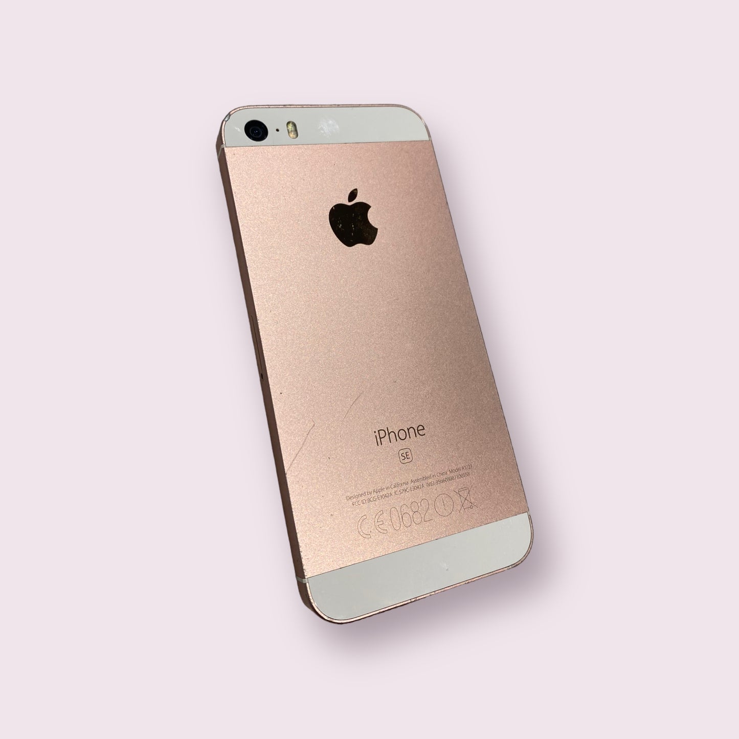 Apple iPhone SE 32gb  Rose Gold- Unlocked - Grade B