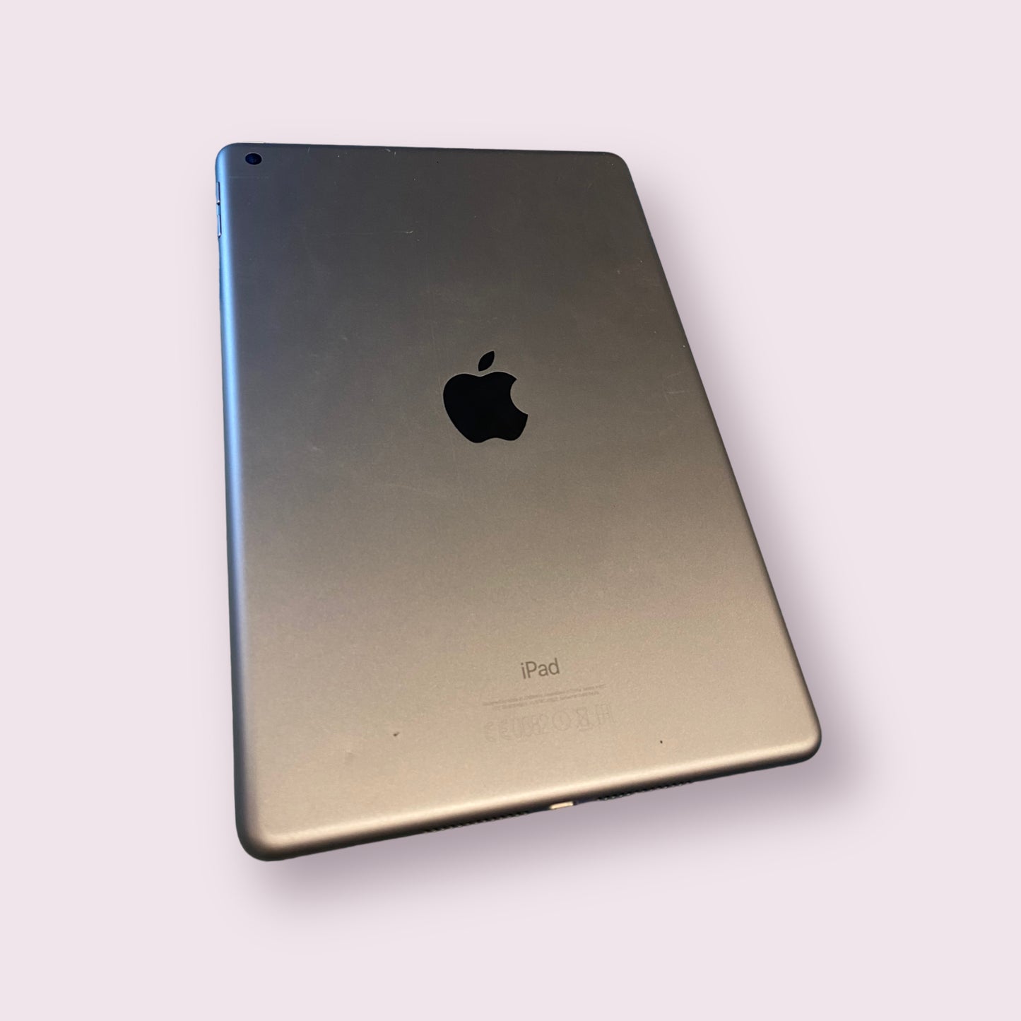 Apple iPad 5th Gen 32GB Space Grey - Wifi - Grade B