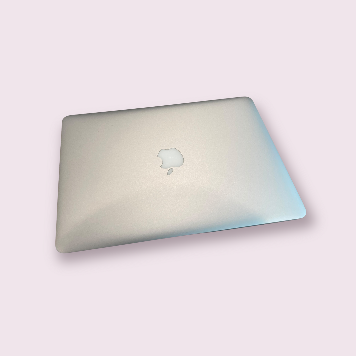 Apple Macbook air 13" A1466 2017 - 8gb RAM, i5, 128gb SSD, Mac OS Monterey