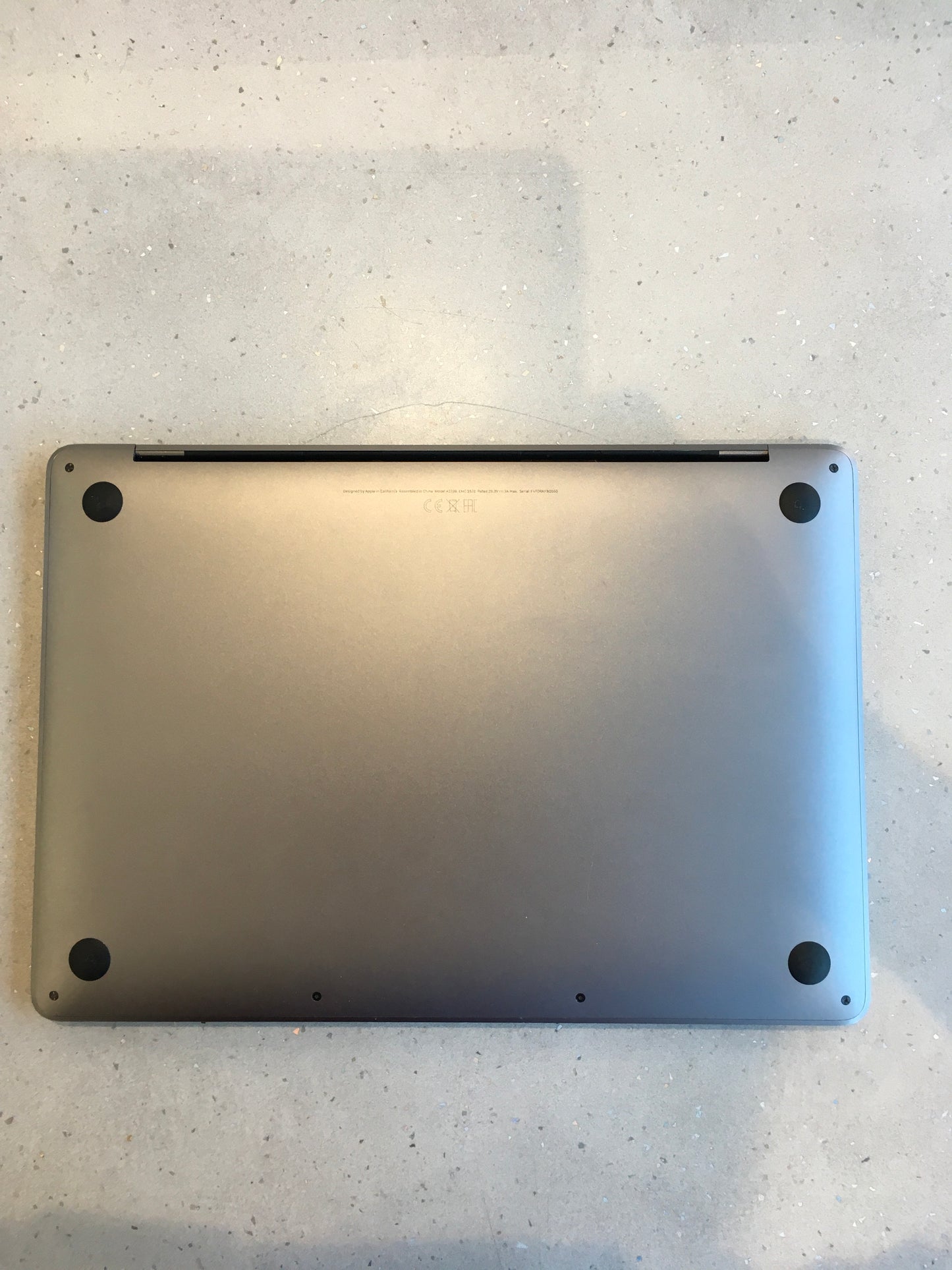 Apple MacBook Pro 13.3" M1 Retina A2338 2020 Space Grey - 8GB Ram, M1 CPU, 256GB SSD, Sequoia