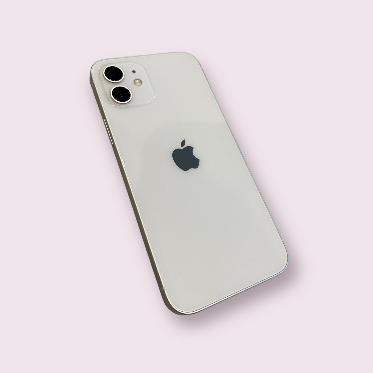 Apple iPhone 12 64GB White - Unlocked - Grade B